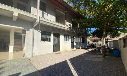 Casa com 7 quartos à venda no Limoeiro, Brusque , 350 m2 por R$ 950.000