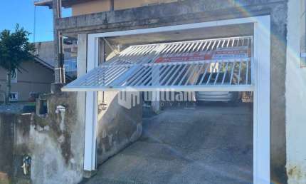 Casa com 7 quartos à venda no Limoeiro, Brusque  por R$ 1.000.000