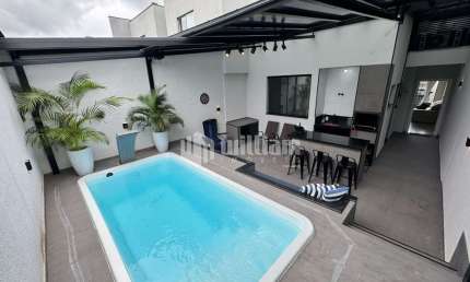 Casa com 1 quarto à venda no Centro, Balneário Piçarras , 113 m2 por R$ 850.000