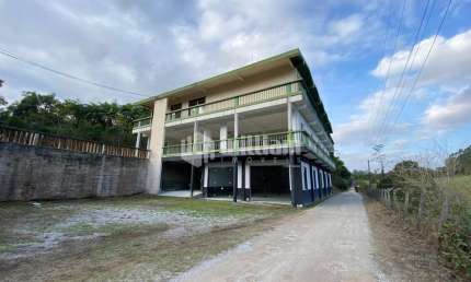 Barracão / Galpão / Depósito com 4 salas para alugar no Volta Grande, Brusque , 1900 m2 por R$ 26.600
