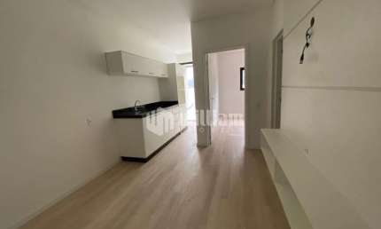 Apartamento com 1 quarto para alugar no Santa Terezinha, Brusque , 32 m2 por R$ 2.100