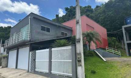Barracão / Galpão / Depósito para alugar no Guabiruba Sul, Guabiruba , 246 m2 por R$ 3.600