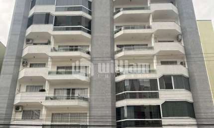 Apartamento com 3 quartos à venda no Centro I, Brusque  por R$ 1.350.000