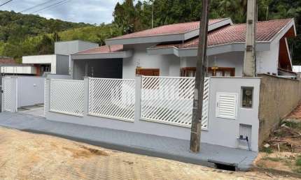 Casa com 3 quartos à venda no Dom Joaquim, Brusque , 208 m2 por R$ 1.080.000