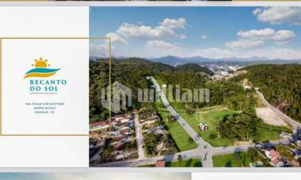 Terreno à venda no Bateas, Brusque 