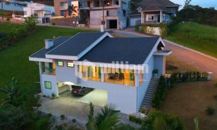 Casa com 4 quartos à venda no Imigrantes, Guabiruba , 250 m2 por R$ 1.490.000