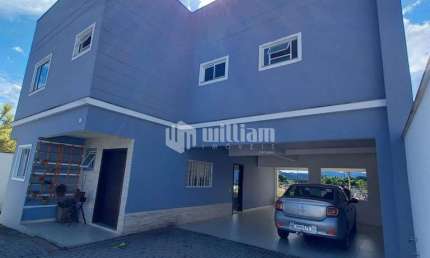 Casa com 4 quartos à venda no Azambuja, Brusque , 239 m2 por R$ 1.325.000
