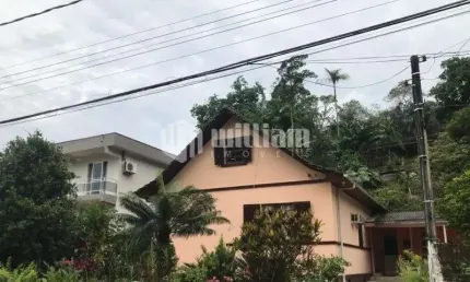 Casa com 2 quartos à venda no Primeiro de Maio, Brusque , 104 m2 por R$ 370.000