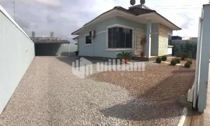 Casa com 2 quartos à venda no Centro, Tijucas , 95 m2 por R$ 900.000