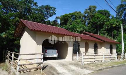 Casa com 2 quartos à venda no Azambuja, Brusque , 89 m2 por R$ 600.000