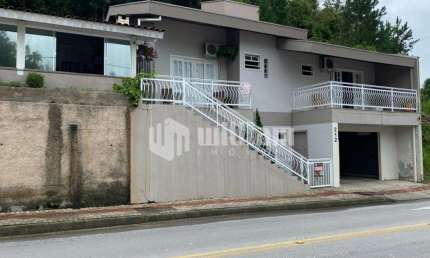Casa com 2 quartos à venda no Centro, Guabiruba  por R$ 954.000