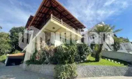 Casa com 4 quartos à venda no Centro I, Brusque , 290 m2 por R$ 1.350.000