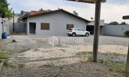 Casa com 3 quartos à venda no Brilhante I, Itajaí  por R$ 850.000