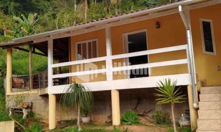 Casa com 3 quartos à venda no Azambuja, Brusque  por R$ 399.000