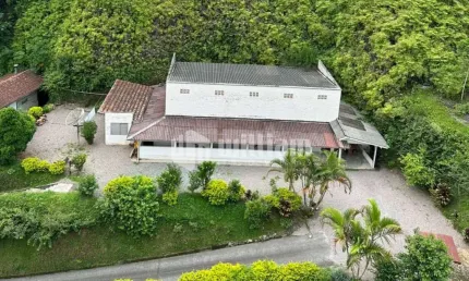 Terreno à venda no Azambuja, Brusque  por R$ 1.200.000