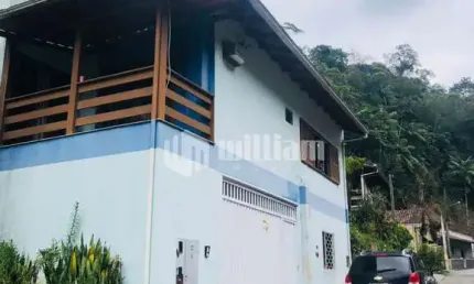 Casa com 3 quartos à venda no Guarani, Brusque , 174 m2 por R$ 445.000