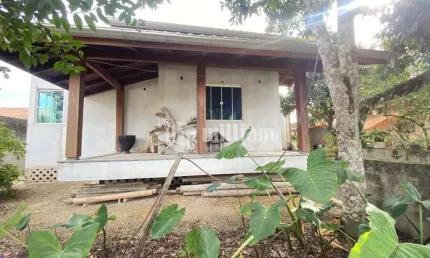Casa com 3 quartos à venda no Dom Joaquim, Brusque  por R$ 450.000