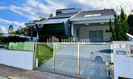 Casa com 2 quartos à venda no Centro, Guabiruba  por R$ 1.200.000