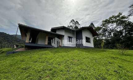 Casa com 3 quartos à venda no Aymoré, Guabiruba , 190 m2 por R$ 1.450.000