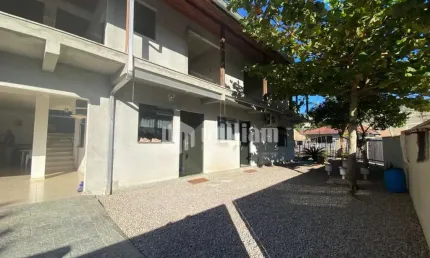 Casa com 7 quartos à venda no Limoeiro, Brusque , 350 m2 por R$ 950.000