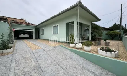 Casa comercial com 1 sala à venda no Santa Rita, Brusque , 119 m2 por R$ 890.000