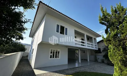 Casa com 4 quartos à venda no Jardim Maluche, Brusque , 278 m2 por R$ 1.249.000
