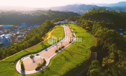Terreno à venda no azambuja, brusque  por r$ 2.494.830