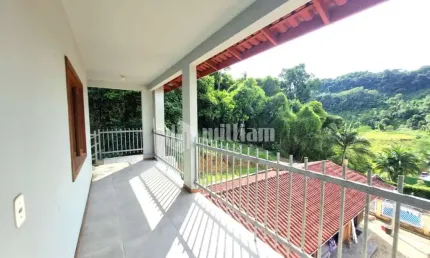 Casa com 3 quartos à venda no são pedro, brusque , 219 m2 por r$ 740.000