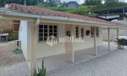 Casa com 2 quartos à venda no Centro, Guabiruba , 100 m2 por R$ 375.000