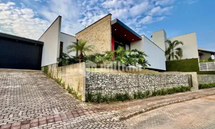 Casa com 3 quartos à venda no Imigrantes, Guabiruba , 212 m2 por R$ 1.595.000
