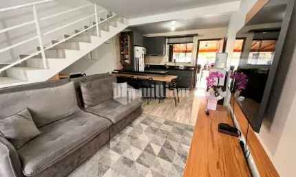 Casa com 2 quartos à venda no Dom Joaquim, Brusque , 74 m2 por R$ 410.000