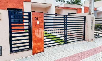 Casa com 3 quartos à venda no Limeira Baixa, Brusque , 69 m2 por R$ 424.000