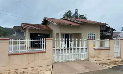 Casa com 2 quartos à venda no Brilhante I, Itajaí , 90 m2 por R$ 650.000