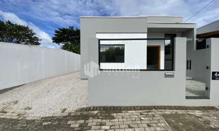 Casa com 2 quartos à venda no Centro, Guabiruba , 80 m2 por R$ 580.000