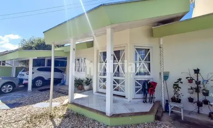 Casa com 3 quartos à venda no Steffen, Brusque , 180 m2 por R$ 999.000
