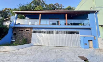 Casa com 2 quartos à venda no Azambuja, Brusque , 140 m2 por R$ 799.000