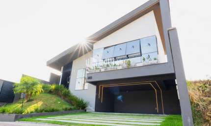 Casa com 2 quartos à venda no São Pedro, Guabiruba  por R$ 1.700.000