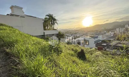 Terreno à venda no Primeiro de Maio, Brusque  por R$ 699.000