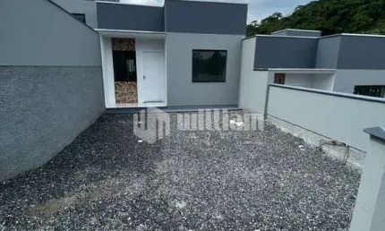 Casa com 3 quartos à venda no Primeiro de Maio, Brusque , 63 m2 por R$ 399.000