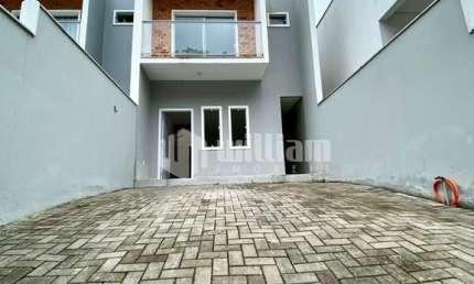 Casa com 3 quartos para alugar no Limoeiro, Brusque , 90 m2 por R$ 2.560