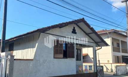 Casa à venda no Santa Rita, Brusque  por R$ 930.000