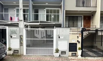 Casa com 2 quartos à venda no Dom Joaquim, Brusque , 80 m2 por R$ 299.000