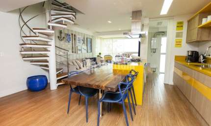 Apartamento com 4 quartos à venda em Morrinhos, Bombinhas , 259 m2 por R$ 5.890.000