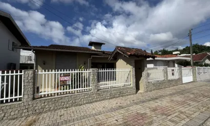 Casa com 4 quartos à venda no jardim maluche, brusque , 270 m2 por r$ 1.500.000