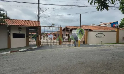 Casa em Condomínio à Venda em Jacareí-SP, 2 Quartos, 2 Salas, 1 Banheiro, 2 Vagas de Garagem, 85m² - Parque Califórnia.