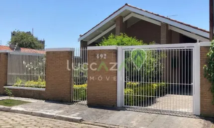 Casa à venda em jacareí-sp no jardim siesta: 3 quartos, 1 suíte, 3 salas, 4 banheiros, 2 vagas de garagem, 266m².