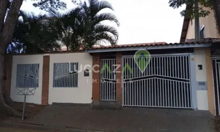 Imperdível oportunidade: Casa à venda em Jacareí-SP, Jardim América, 4 quartos, 1 suíte, 1 sala, 3 banheiros, 2 vagas, 230m².