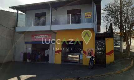 Maravilhosa casa à venda em Jacareí-SP, no bairro Jardim Nova Esperança, com 3 quartos, 1 suíte, 1 sala, 3 banheiros, 5 vagas de garagem e 291,00m² de área.