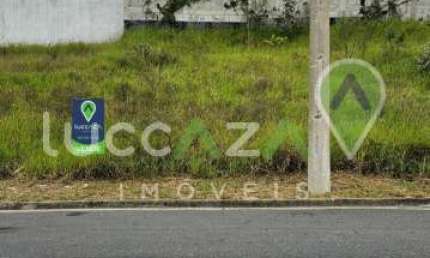 Terreno à venda em Jacareí-SP, Jardim Sant'anna do Pedregulho - 220m² de área. Aproveite essa oportunidade!
