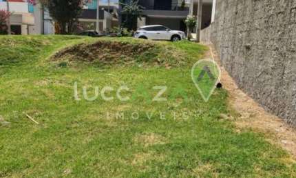 Venda de terreno em condomínio no Jardim Residencial Golden Park em Jacareí-SP, 250m². Aproveite essa oportunidade única!